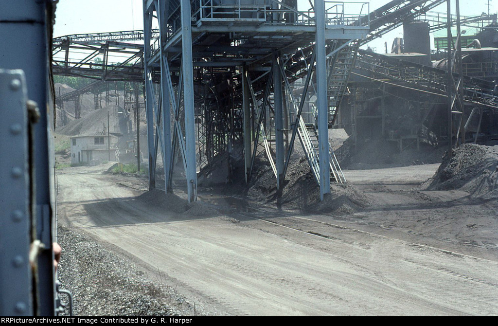 Passing through the Solite plant at Arvonia